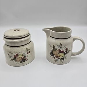 1975 Royal Daulton Cornwall Lambethware Sugar & Creamer Set Fruit & Berry Design